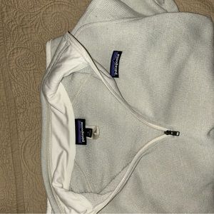 Patagonia Cream Pullover (1/4 Zip)